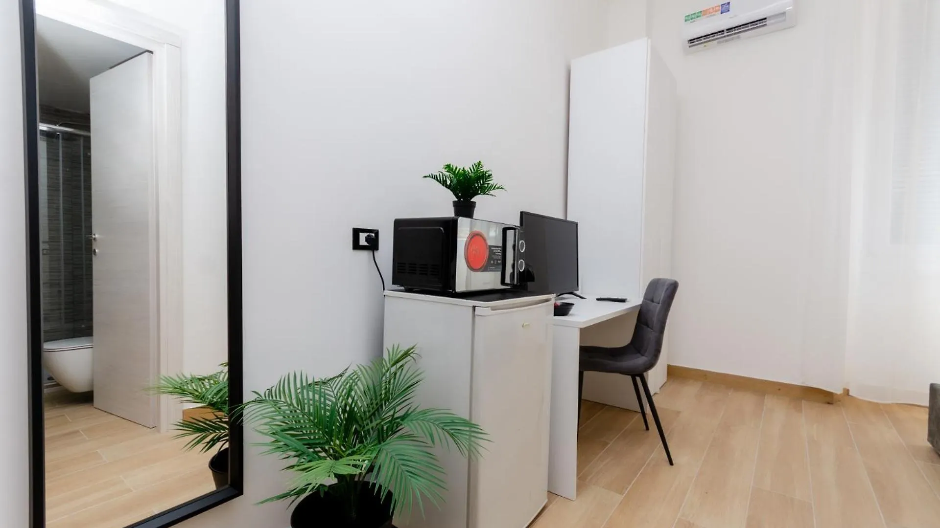 Hébergement de vacances Vivimihome - Plana Room 51 Milan Italie